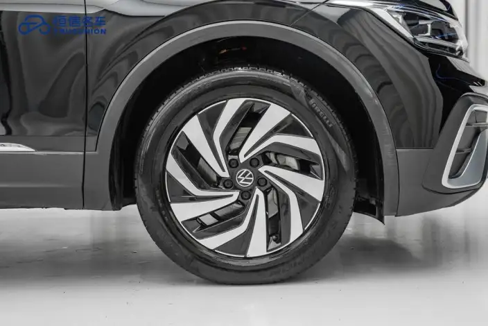 Volkswagen Tiguan L 2022 Model 330TSI Automatic 2WD Comfort Edition – фото 10