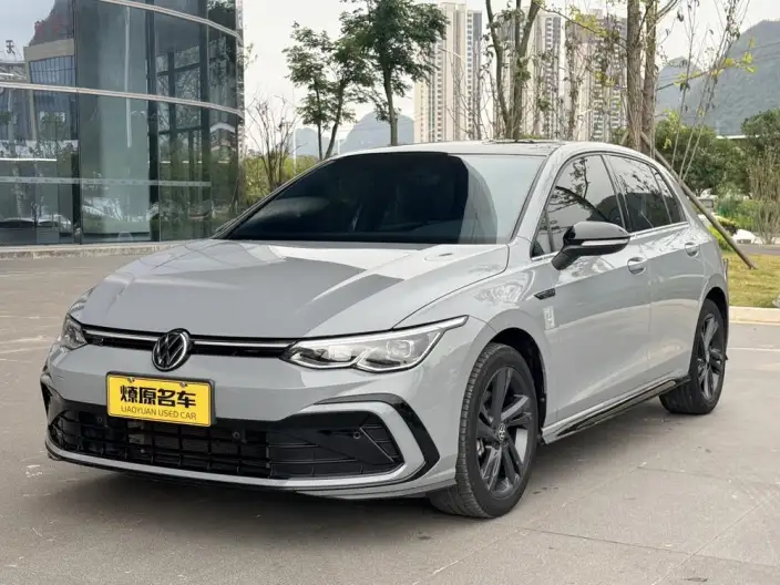 Volkswagen Golf 2023 Model 280TSI DSG R-Line Lite – фото 1