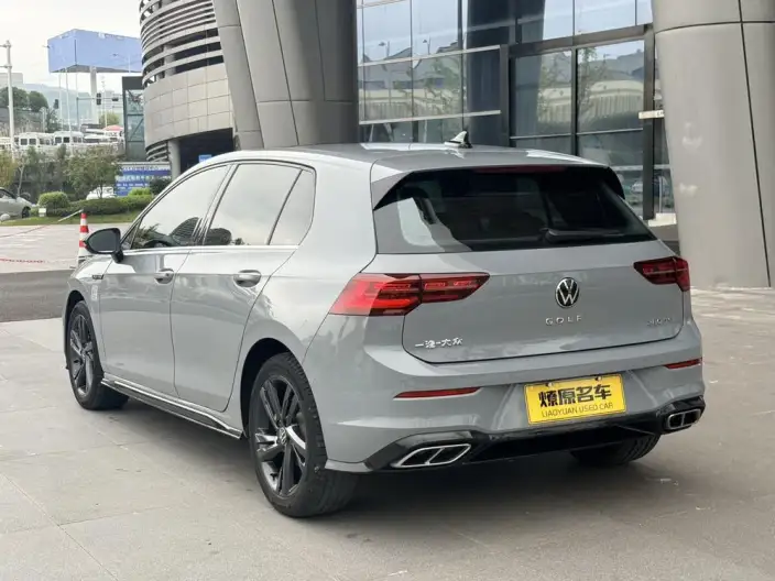 Volkswagen Golf 2023 Model 280TSI DSG R-Line Lite – фото 5
