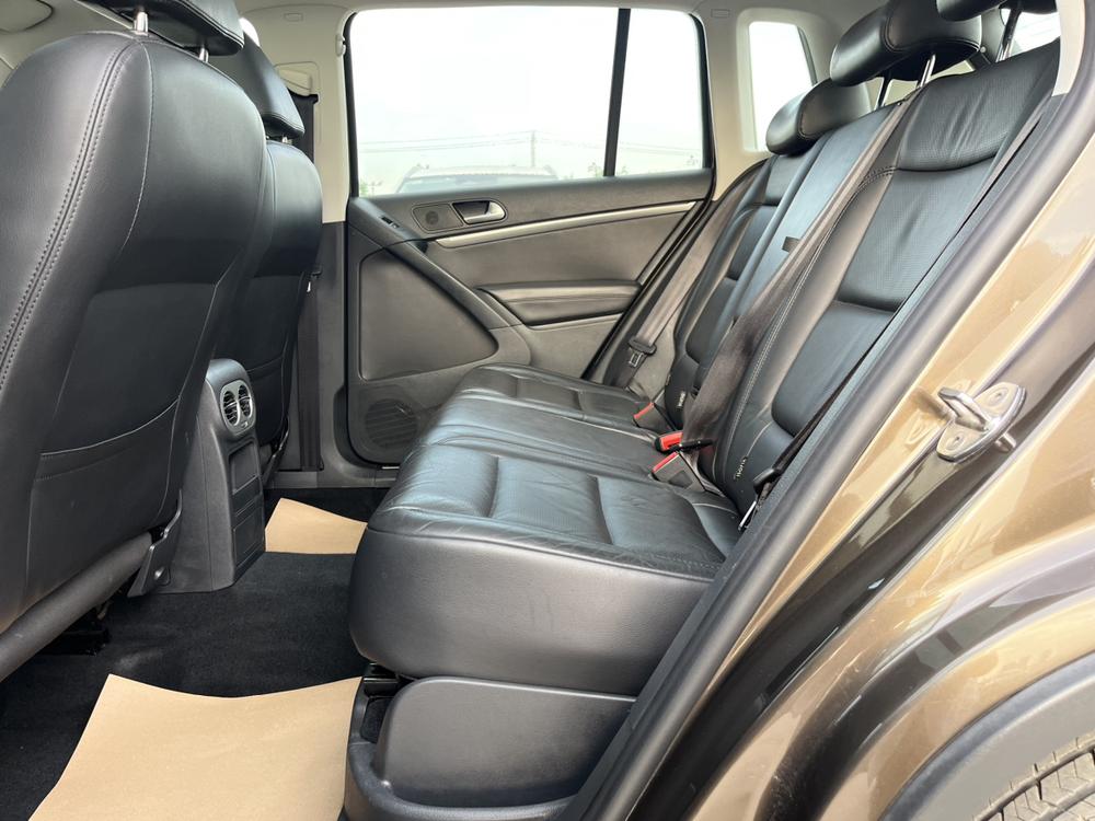 Volkswagen Tiguan 2015 1.8 TSI Automatic FWD Luxury – фото 17