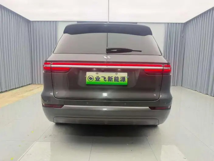 Li Auto ONE 2021 Model Extended Range 6 seat Edition – фото 5
