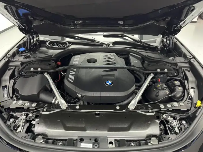 BMW 7 Series 2023 Model 735Li M Sports Set – фото 6