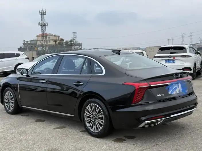 Hongqi H5 2023 Model 1.5T DCT Flag Rhythm Edition – фото 4