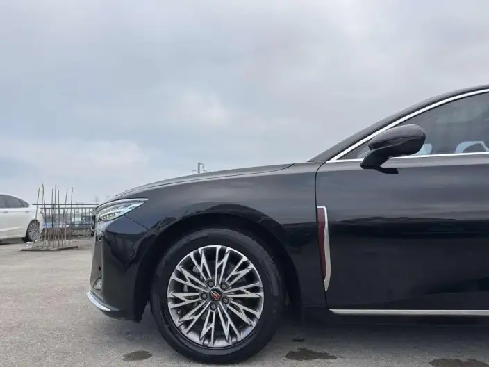 Hongqi H5 2023 Model 1.5T DCT Flag Rhythm Edition – фото 7
