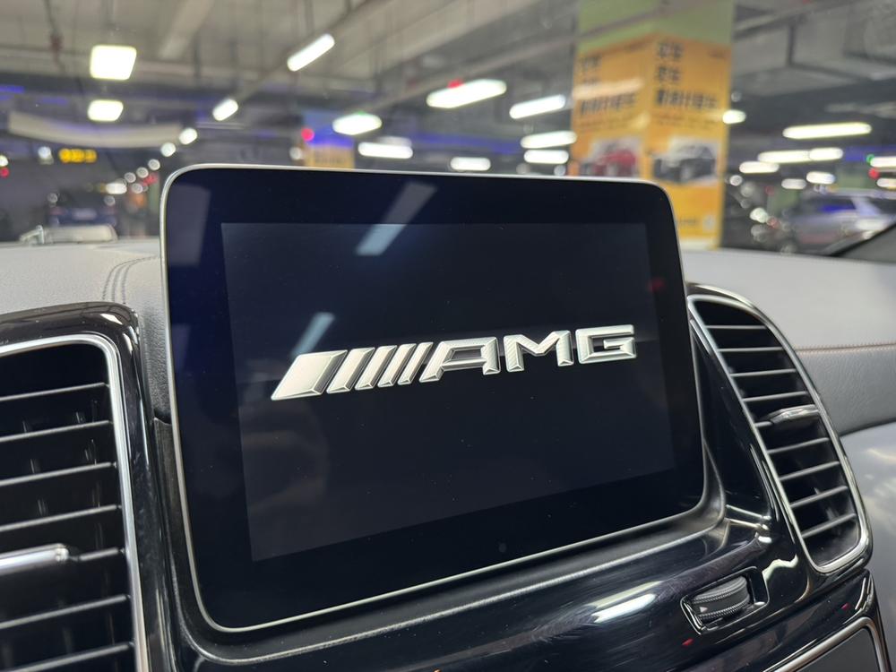 Mercedes-Benz GLE AMG 2017 модификация AMG GLE 43 4MATIC – фото 17