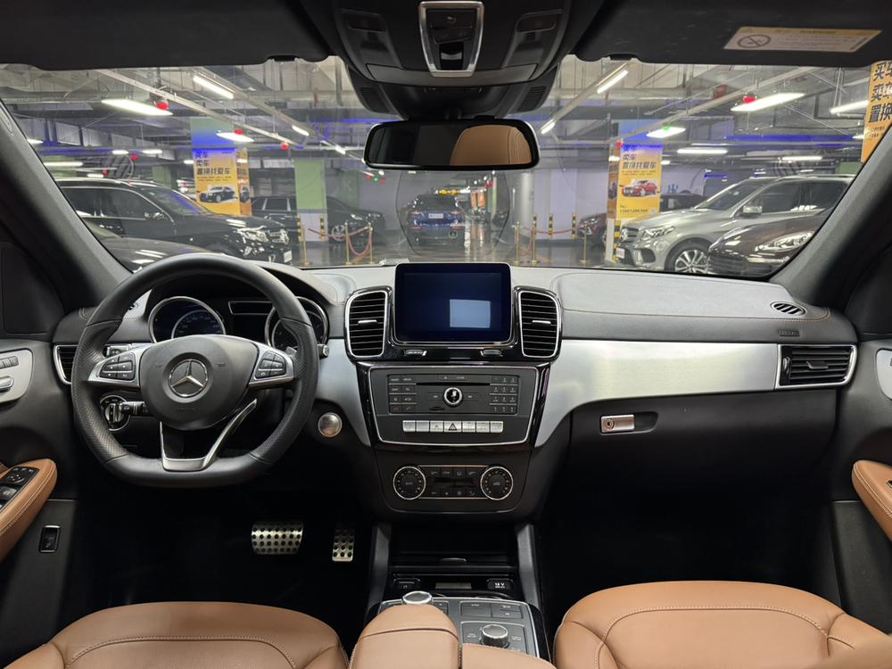 Mercedes-Benz GLE AMG 2017 модификация AMG GLE 43 4MATIC – фото 28