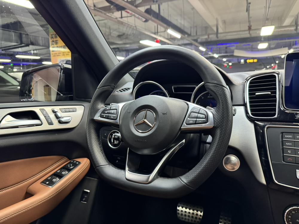 Mercedes-Benz GLE AMG 2017 модификация AMG GLE 43 4MATIC – фото 30