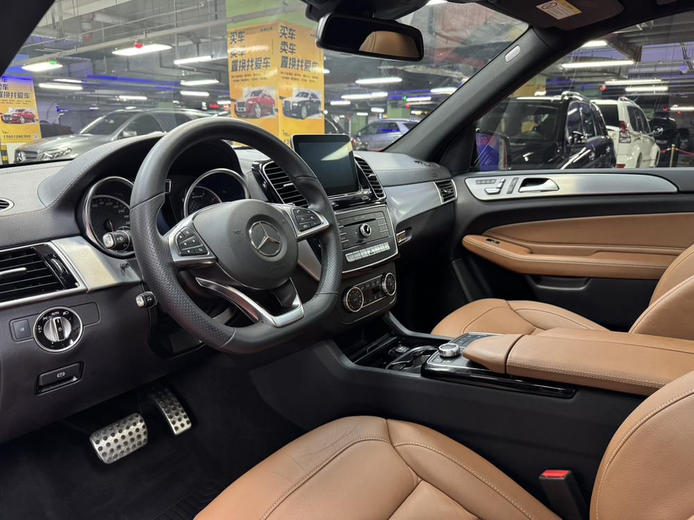 Mercedes-Benz GLE AMG 2017 модификация AMG GLE 43 4MATIC – фото 37