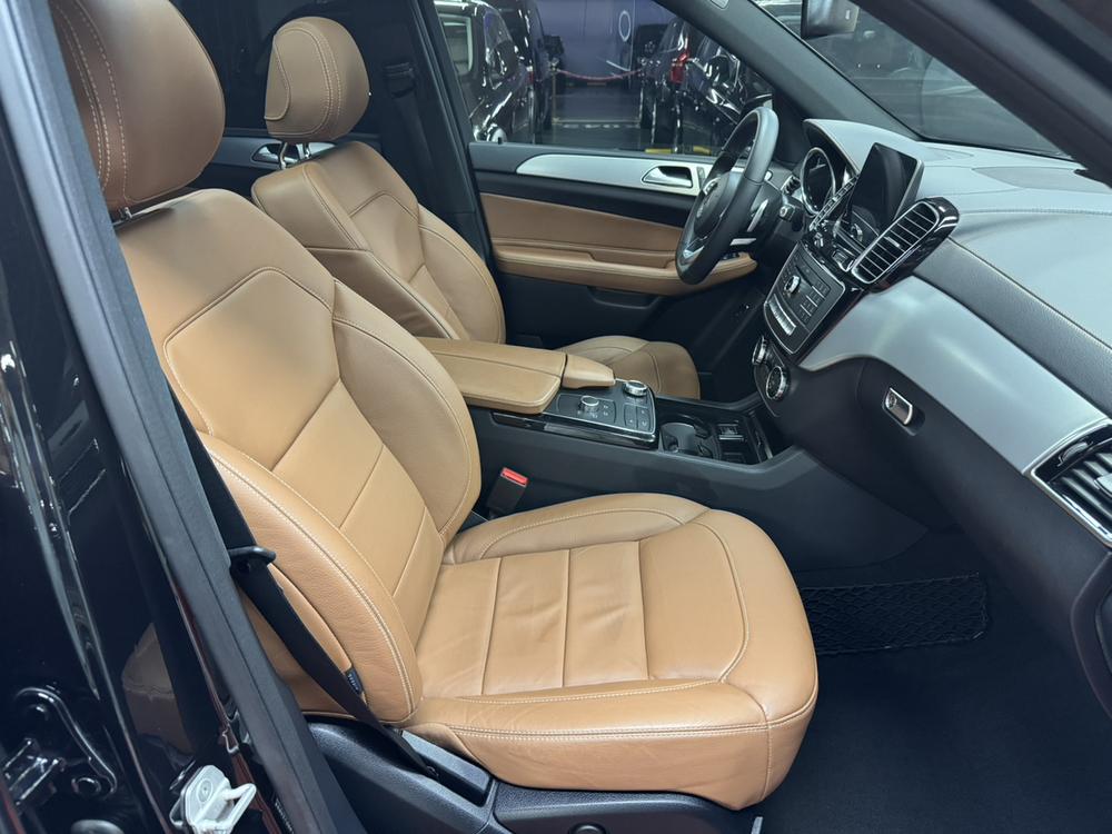Mercedes-Benz GLE AMG 2017 модификация AMG GLE 43 4MATIC – фото 40