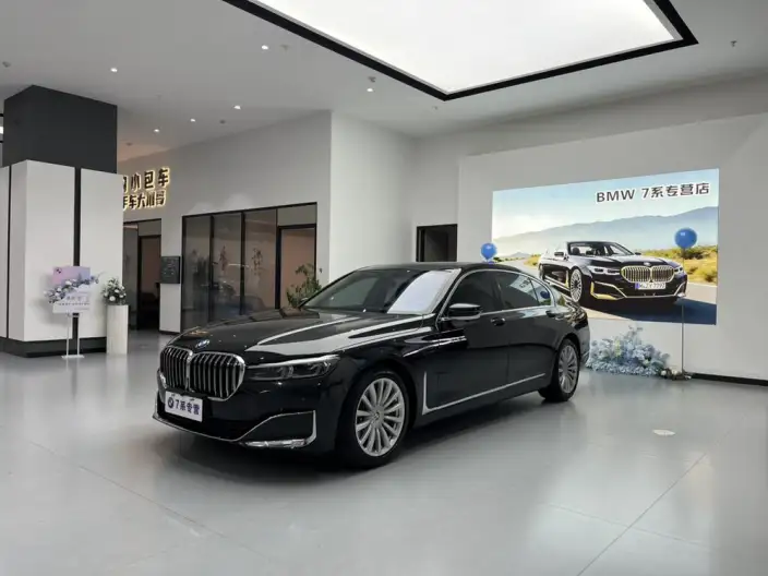 BMW 7 Series 2021 Model 730Li Luxury Set – фото 1