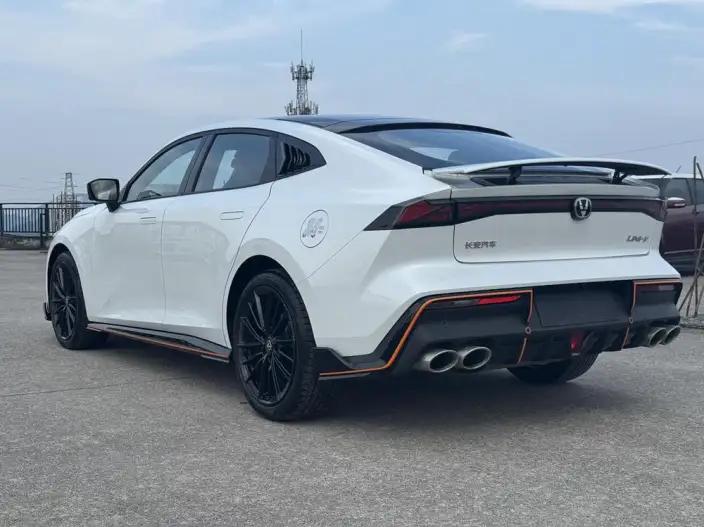 Changan UNI-V 2023 Model 1.5T Sports Edition – фото 4
