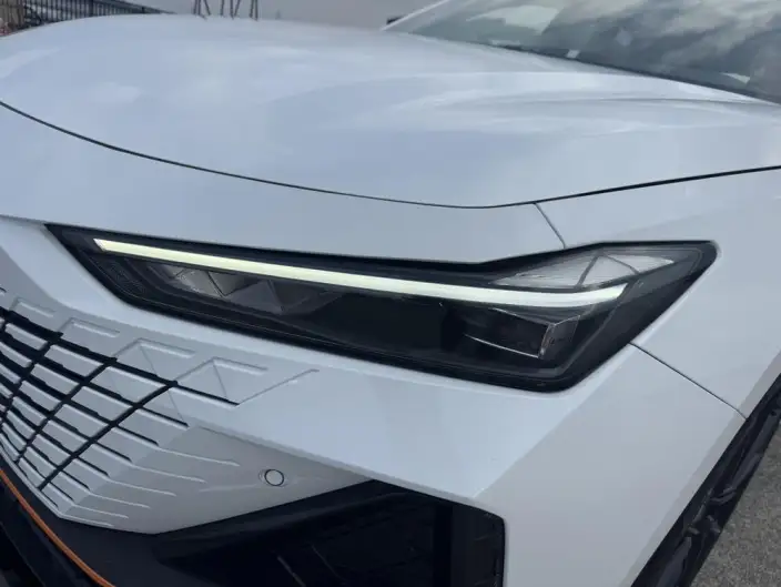 Changan UNI-V 2023 Model 1.5T Sports Edition – фото 7