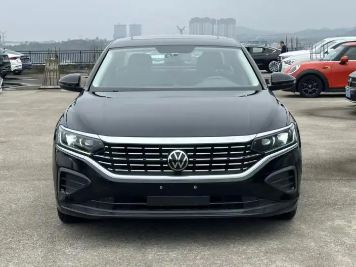 Volkswagen Passat 2024 Model 280TSI Business Edition – фото 2