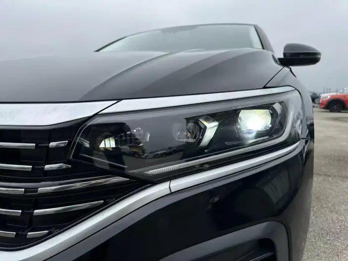 Volkswagen Passat 2024 Model 280TSI Business Edition – фото 6