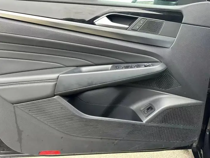 Volkswagen Passat 2024 Model 280TSI Business Edition – фото 8