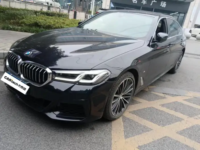 BMW 5 Series 2023 Model 530Li Leading Model M Sports Set – фото 1