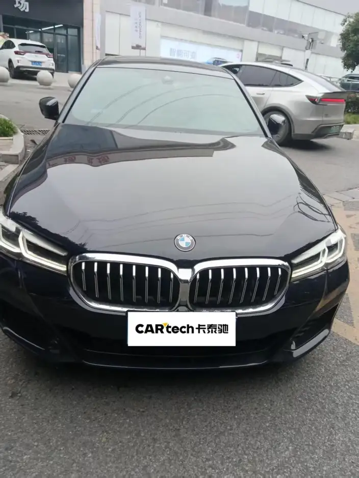 BMW 5 Series 2023 Model 530Li Leading Model M Sports Set – фото 2