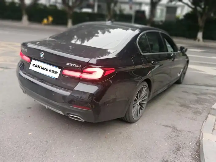 BMW 5 Series 2023 Model 530Li Leading Model M Sports Set – фото 7