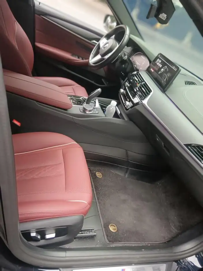 BMW 5 Series 2023 Model 530Li Leading Model M Sports Set – фото 10