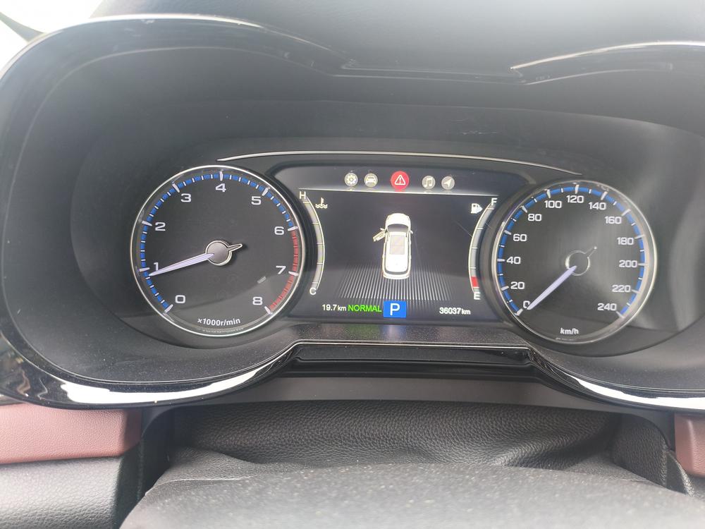 GAC GS8 2017 320T 2WD Luxury Connected 7-seater – фото 6