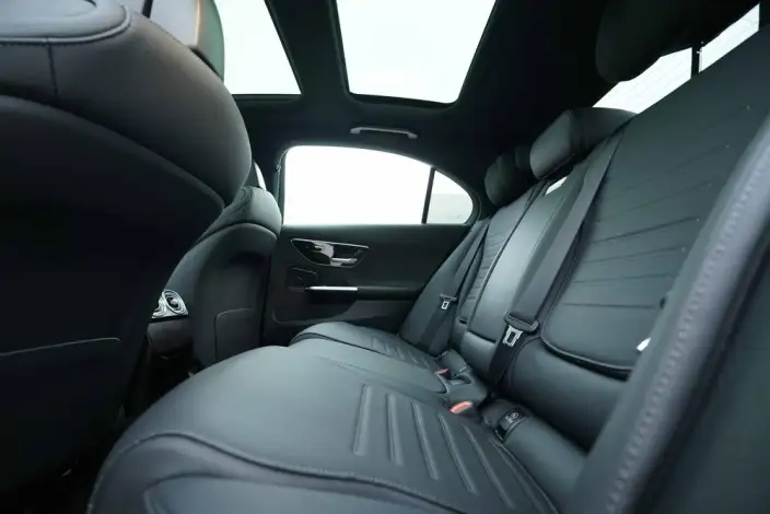 Mercedes-Benz C-Class 2023 Model Facelift II C 260 L Sports Edition – фото 9