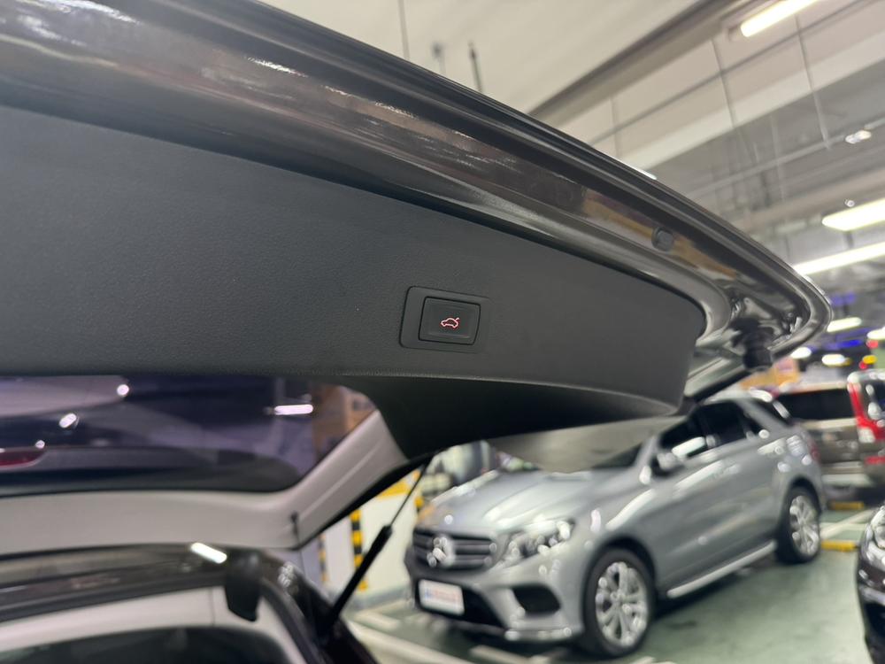 Audi Q5 2018 Collector’s Edition 40 TFSI Technology – фото 18