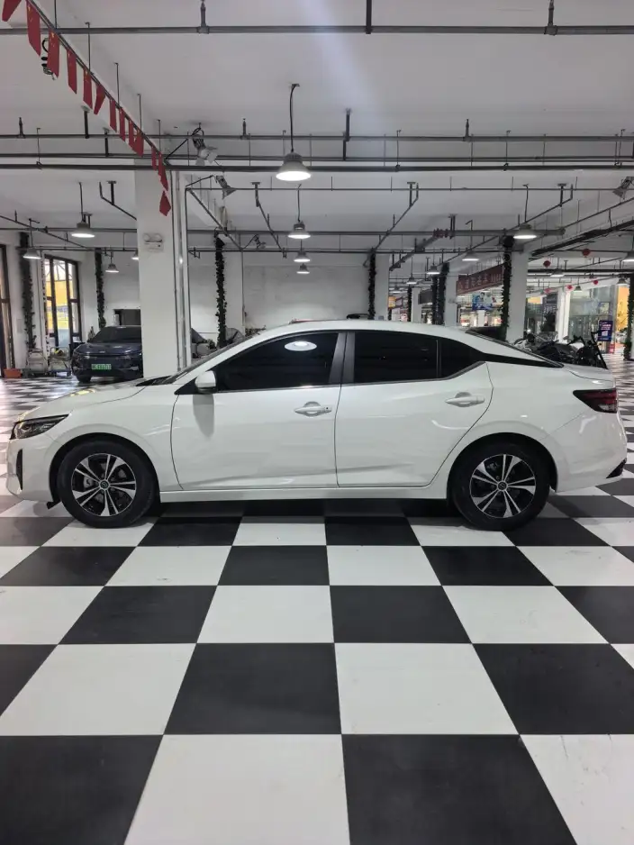 Nissan Sylphy 2023 Model 1.6L CVT Yuexiang Edition – фото 4