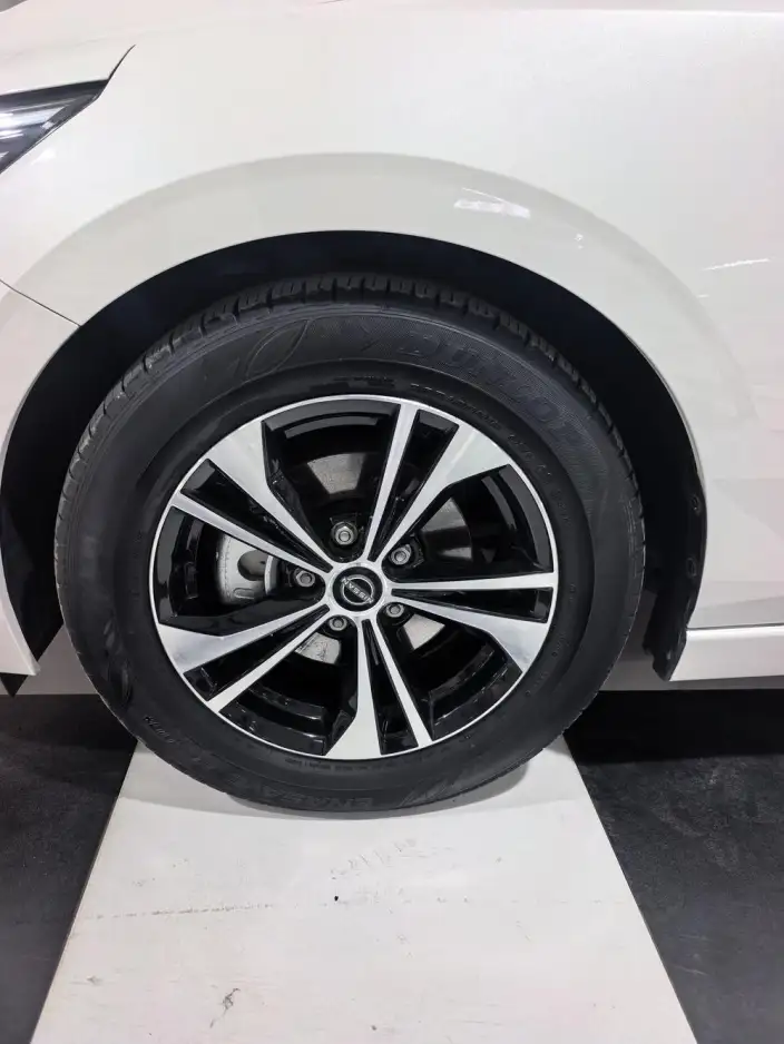 Nissan Sylphy 2023 Model 1.6L CVT Yuexiang Edition – фото 10