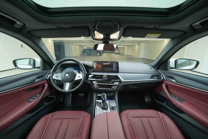 BMW 5 Series 2022 Model Facelift II 530Li xDrive M Sports Set – фото 10