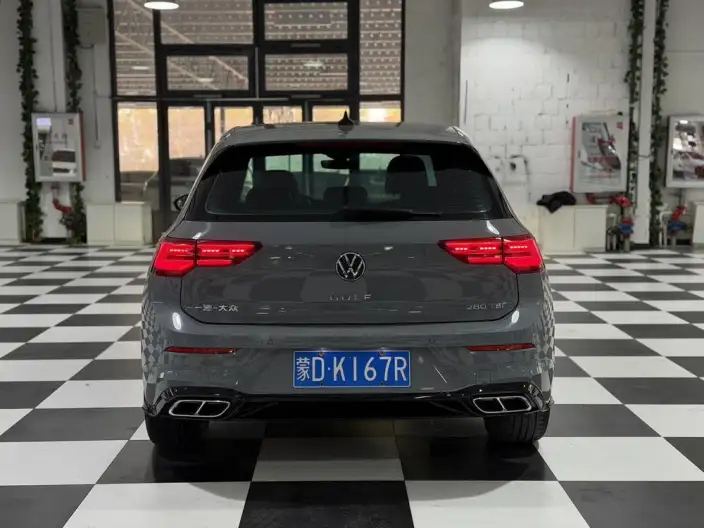 Volkswagen Golf 2022 Model 280TSI DSG R-Line – фото 5
