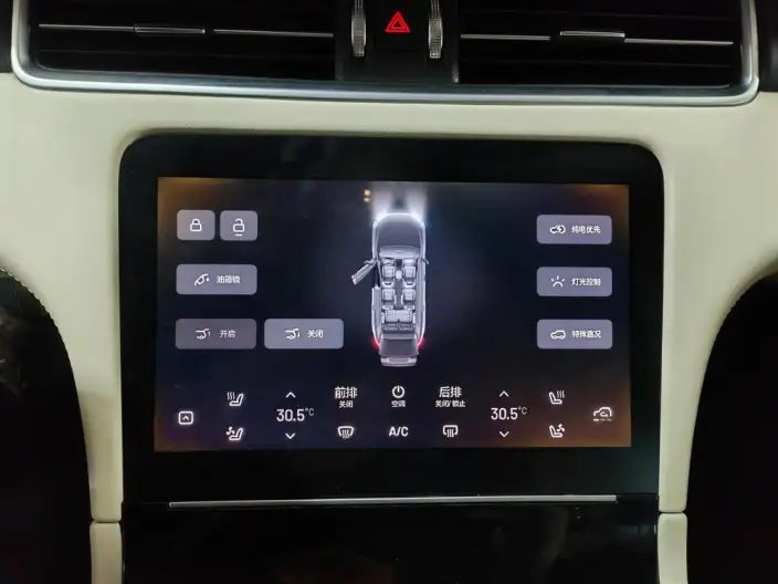 Li Auto ONE 2021 Model Extended Range 6 seat Edition – фото 8