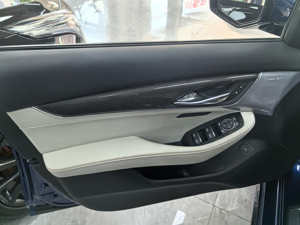Cadillac C T5 2023 28T Platinum Super Assist Driving Edition – фото 22