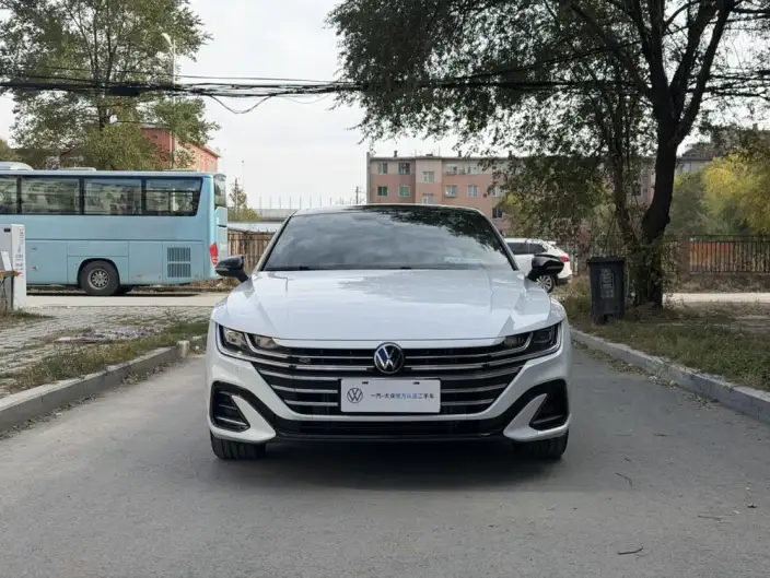Volkswagen CC 2024 Model 380TSI Eye-catching version – фото 2