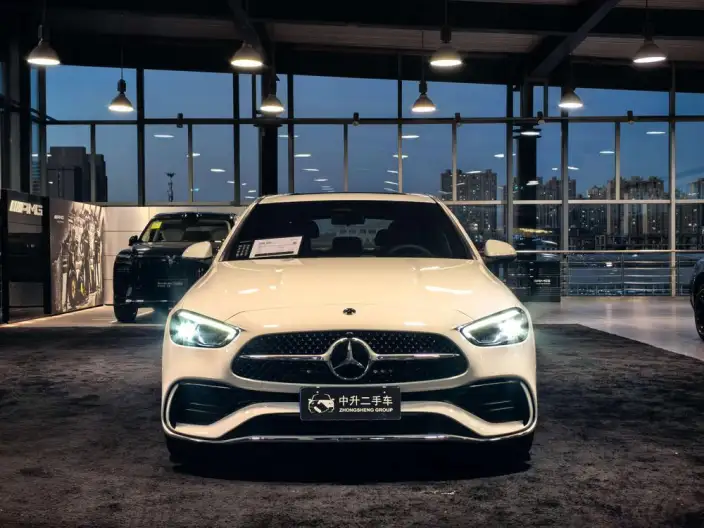 Mercedes-Benz C-Class 2023 Model Facelift C 200 L Sports Edition – фото 2