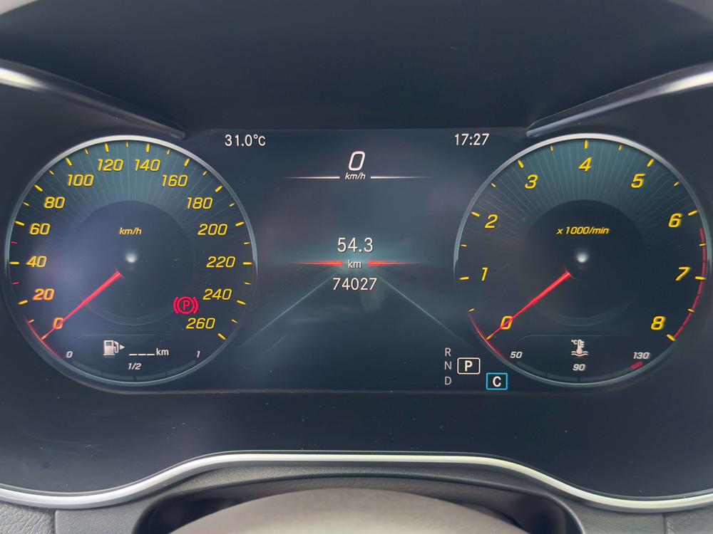 Mercedes-Benz GLC 2021 GLC 260 L 4MATIC Luxury – фото 12