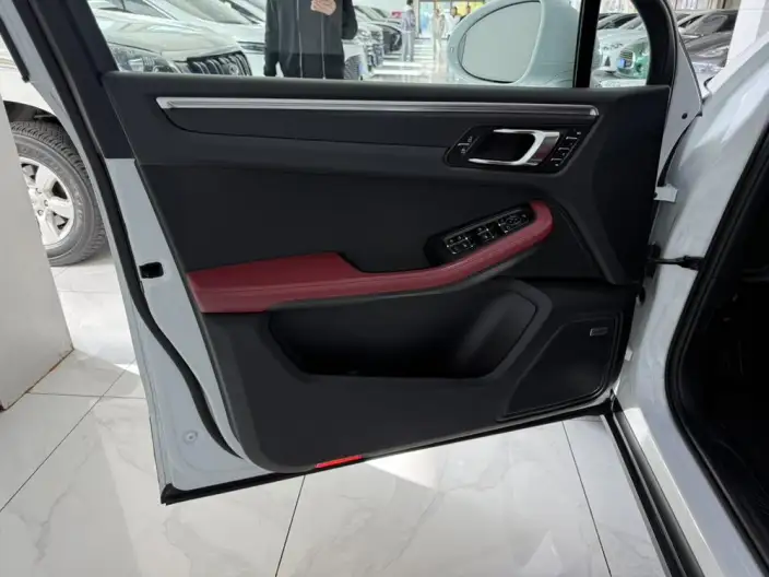 Macan 2022 Model Macan 2.0T – фото 7