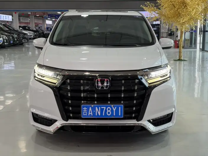 Honda Elysion 2022 Model 2.0L Hybrid Deluxe Edition – фото 2