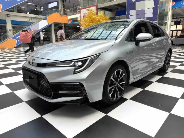 Toyota Levin 2022 Model Hybrid 1.8H E-CVT Sports Edition – фото 1