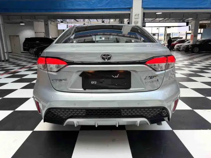 Toyota Levin 2022 Model Hybrid 1.8H E-CVT Sports Edition – фото 5