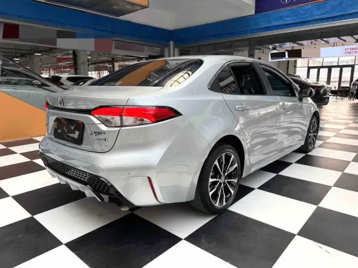 Toyota Levin 2022 Model Hybrid 1.8H E-CVT Sports Edition – фото 6