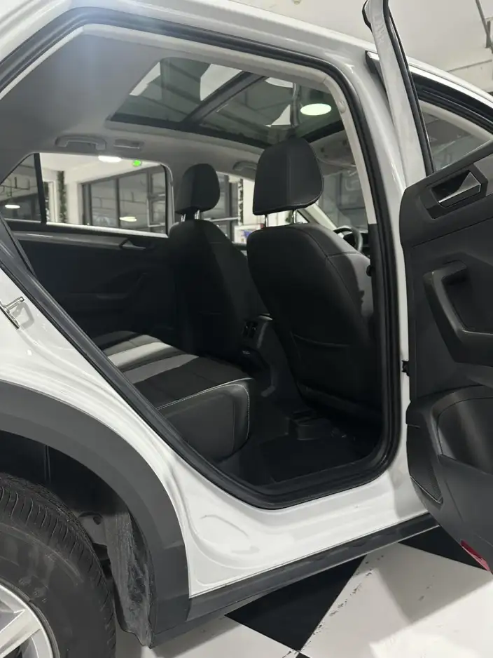 Volkswagen T-Roc 2022 Model 280TSI DSG 2WD Elite PLUS – фото 10