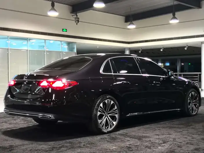 Mercedes-Benz E-Class 2025 Model Facelift E 300 L Luxury Model sedan – фото 3