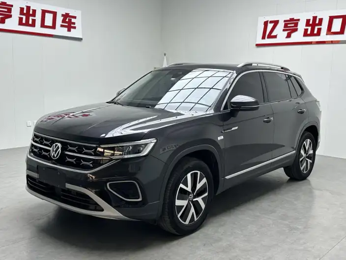 Volkswagen Tayron 2023 Model 280TSI 2WD Luxury Plus Advanced version – фото 1