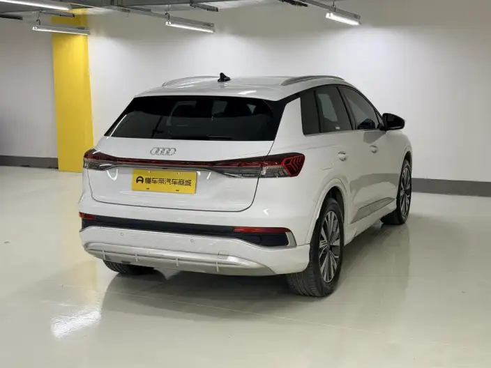 Audi Q4 e-tron 2023 Model 40 e-tron Chuangxing Edition – фото 7