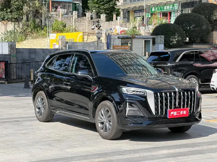 Hongqi HS5 2023 Model 2.0T Flag Xiang Pro Edition – фото 3