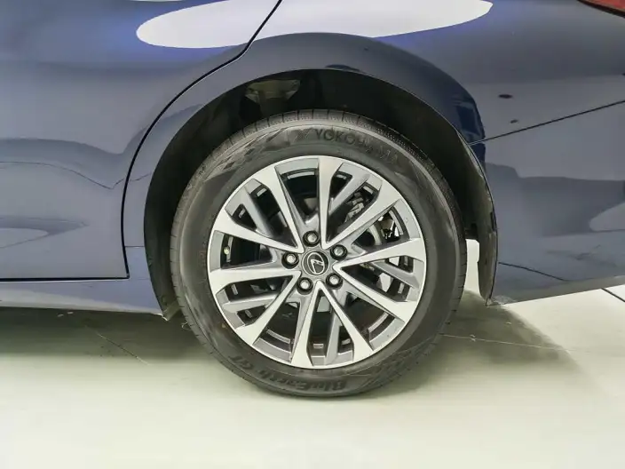Lexus ES 2024 Model 200 Premium – фото 9