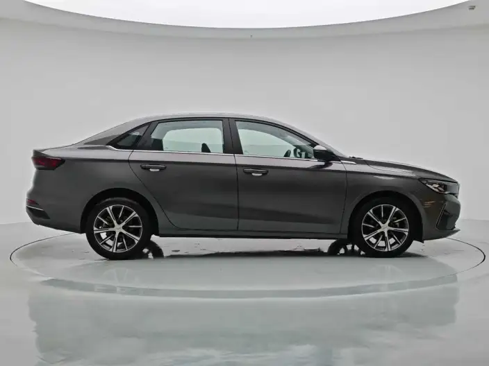 Geely Emgrand 2022 Model No. 4 Gen 1.5L CVT Noble Model – фото 8
