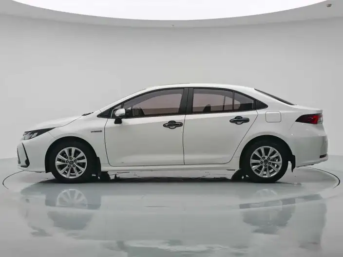 Toyota Corolla 2023 Model Intelligent Hybrid 1.8L E-CVT Elite Edition – фото 4