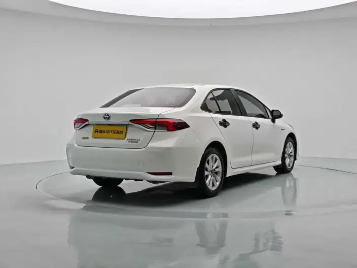 Toyota Corolla 2023 Model Intelligent Hybrid 1.8L E-CVT Elite Edition – фото 7