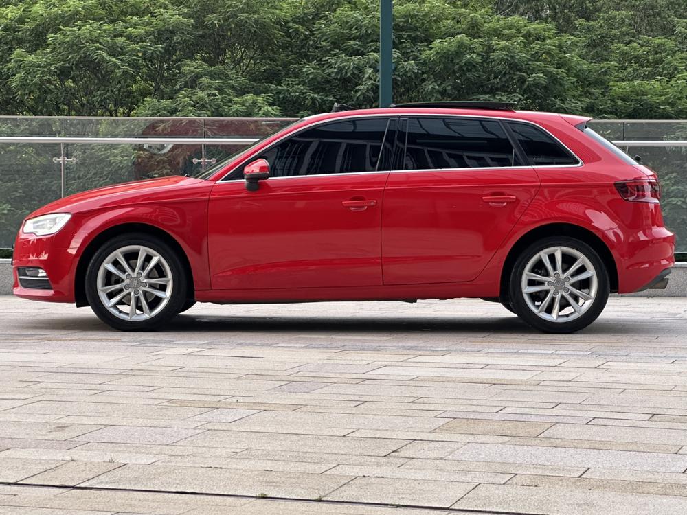 Audi A3 2015 модификация Sportback 35 TFSI Million Memorial Lexiang – фото 4